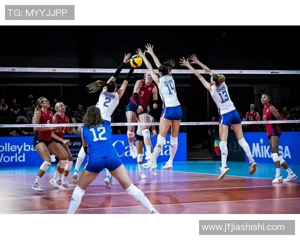 南京排球队在世锦赛积分榜上以62分稳居第一名展现强劲实力 南京排球队在世锦赛积分榜上以62分稳居第一名展现强劲实力