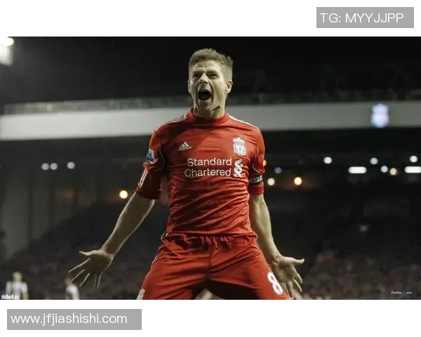 足球巨星史蒂文的传奇生涯与辉煌成就全景回顾