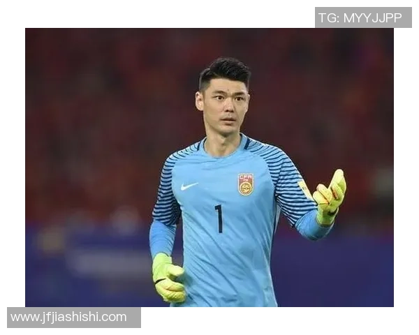 足球场上的传奇瞬间几位明星球员激情四溢的精彩踢球场景回顾 足球场上的传奇瞬间几位明星球员激情四溢的精彩踢球场景回顾